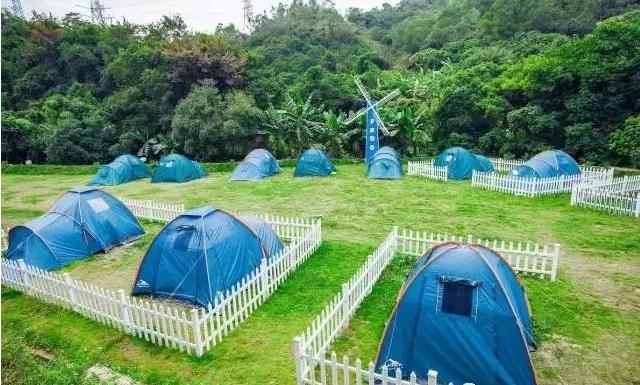 深圳旅游文化:马峦山郊野公园,金龟村露营小镇,龙城广场