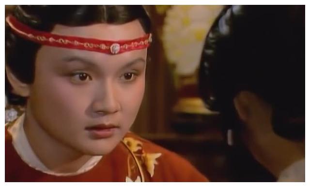 红楼梦宝黛初会谁注意到黛玉面对宝玉时的表情对别人可不同