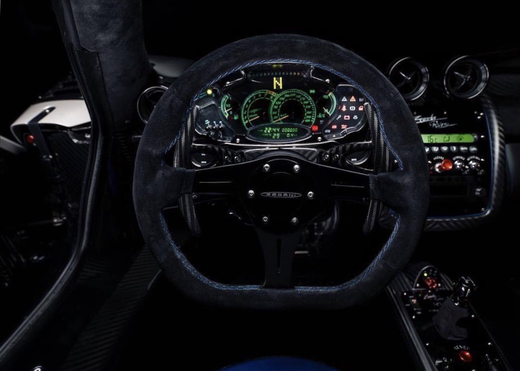 帕加尼zondariviera名至实归的风之子