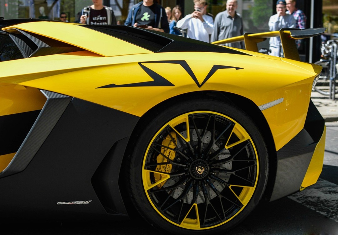 兰博基尼aventador lp750-4 superveloce roadster