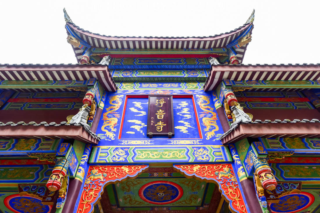 重庆有一座叫净音寺的千年古刹,奇妙的是应远不应近