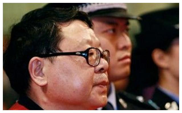 女警陈光明自曝是文强姘头