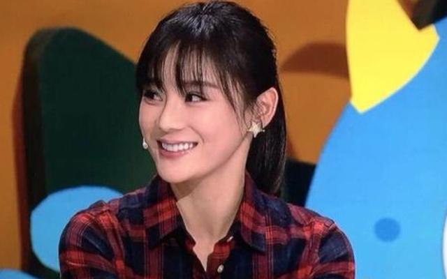 杨幂想念05级表演专业同学,来看看杨幂同学都有谁