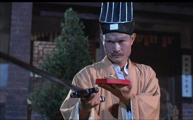 《鬼吹灯》与《僵尸先生》有何不同?为何全篇看不到一只粽子?