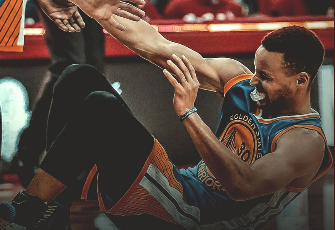 破案了,5倍慢镜回放库里受伤瞬间,基本伤情报告已出!