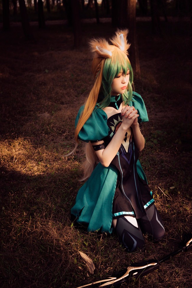 真人cos:阿塔兰忒!大姐大我要跟你学射箭!