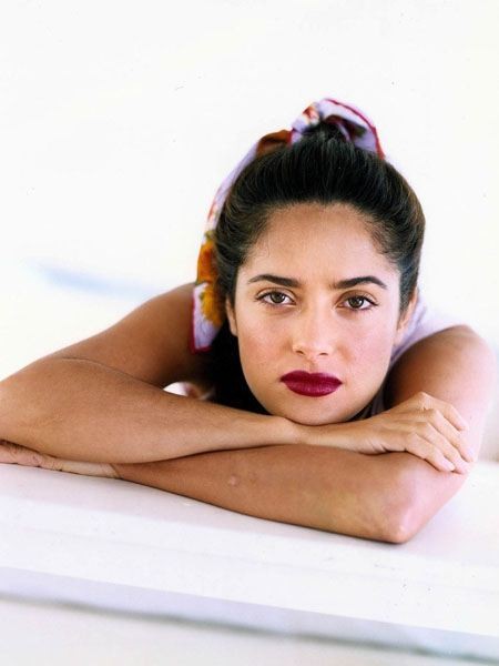 墨西哥性感健身女星萨尔玛-海耶克身材100分