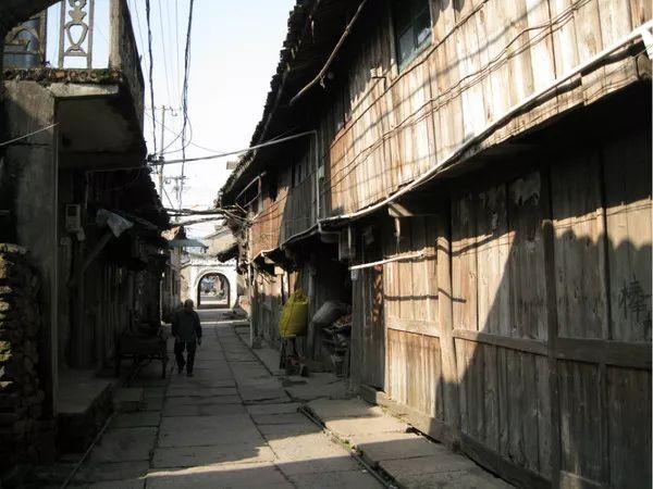 皤滩乃永安溪独一无二的五溪汇合点,即朱姆溪,万竹溪,九都坑溪,又黄榆