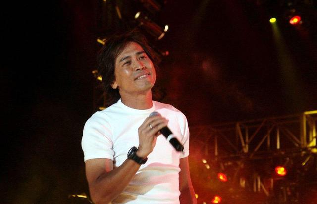 齐秦苦等她17年,却败给500亿老板,如今上亿资产无人愿娶?