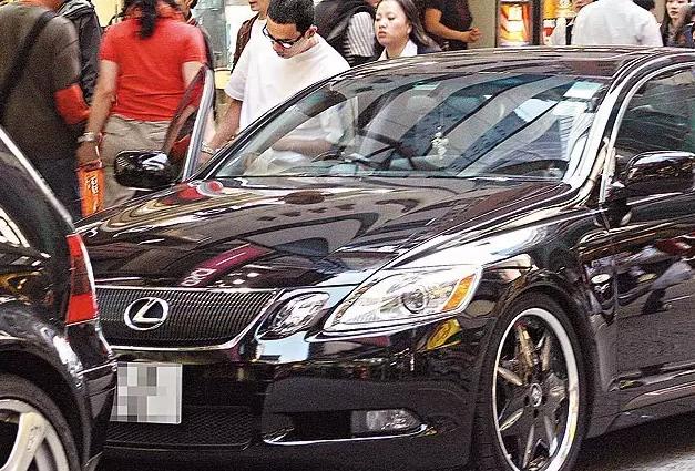 陈小春4款霸气座驾盘点,谁说坏男人就没有安全感?