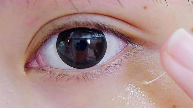 眼角出现皱纹不要慌用这一招比眼霜还好用