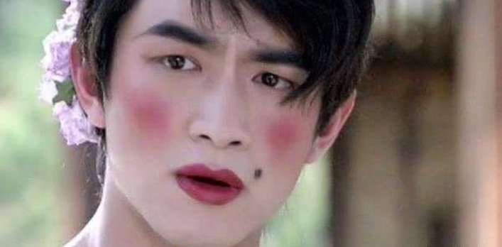 古装剧中的男扮女装,林更新辣眼睛,马天宇惊艳