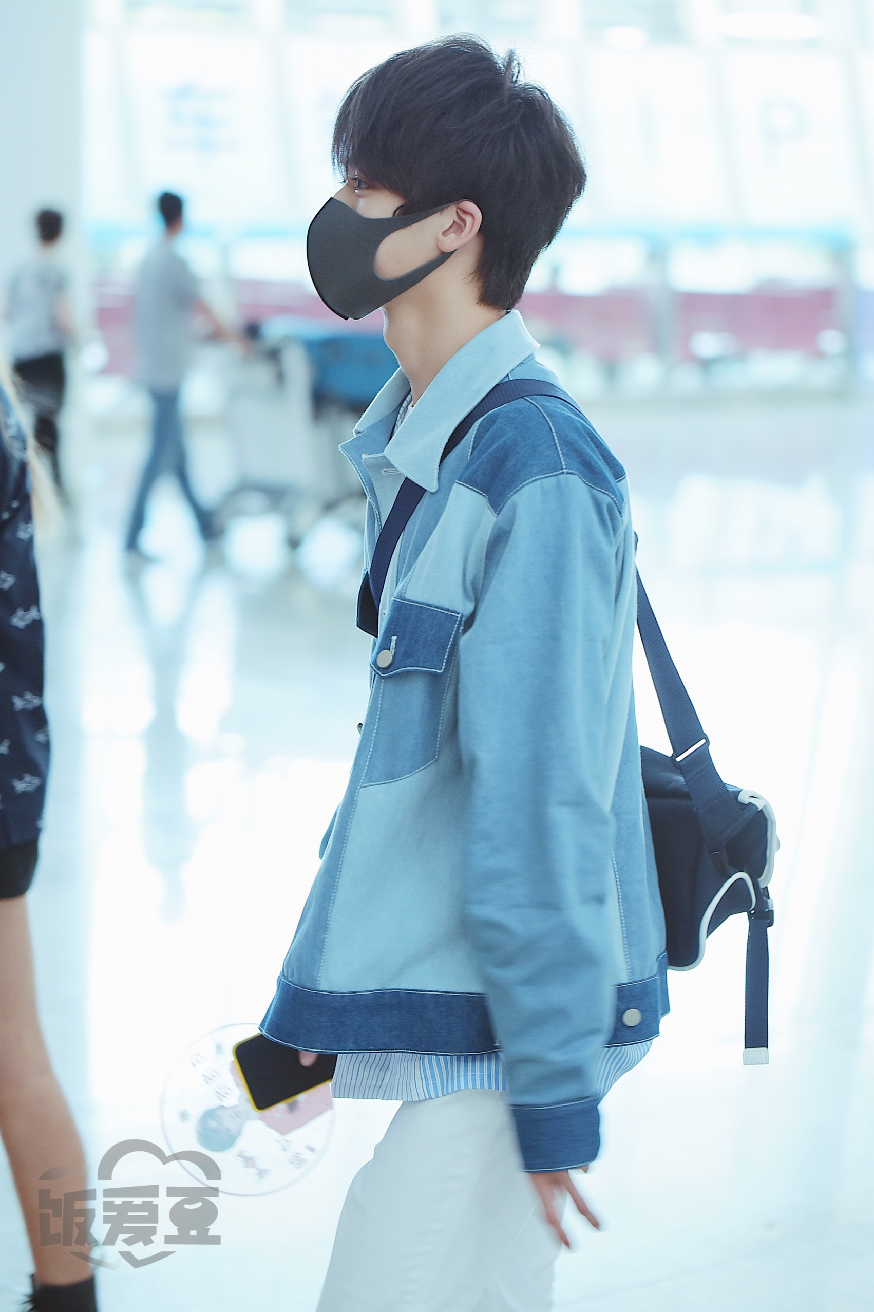 180921@易安音乐社-何洛洛 深圳到达 今天是小可爱洛洛呀～少年感十