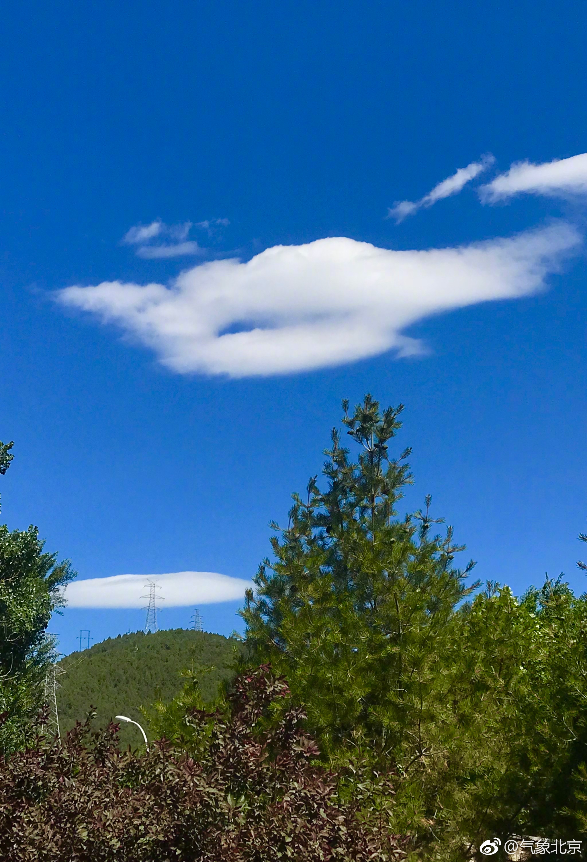 天蓝蓝云朵更上镜哦