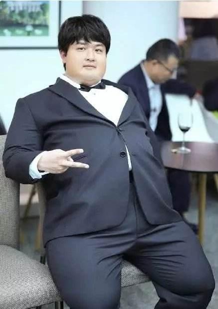 他为拍《西虹市首富》增胖四十多斤,如今才刚杀青就又瘦了回去