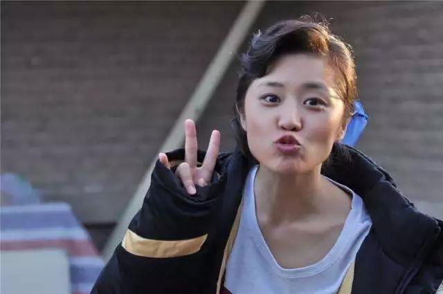 而这位牟湘盈确实在几年前和陈小春合作过一部古装剧叫《碧游仙子》