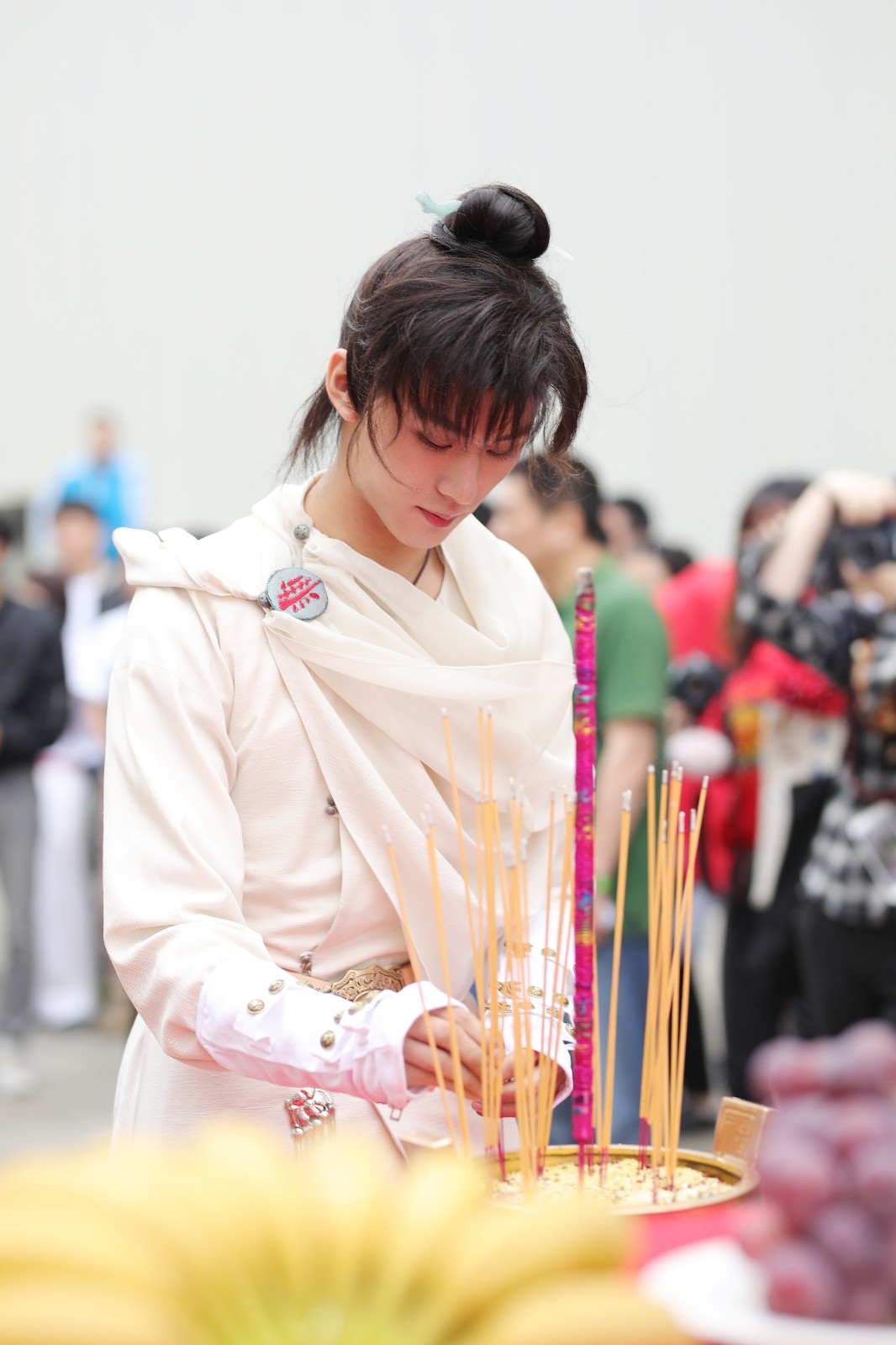 郑锐彬首部作品今日开机 主挑大梁演绎犬系男神