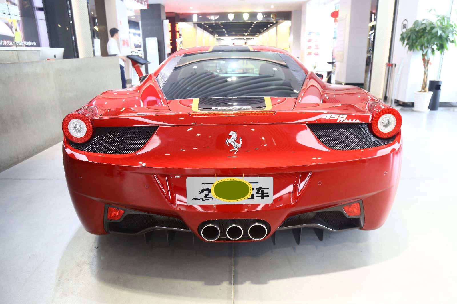 法拉利458 2012款 4.5l italia 中国限量版