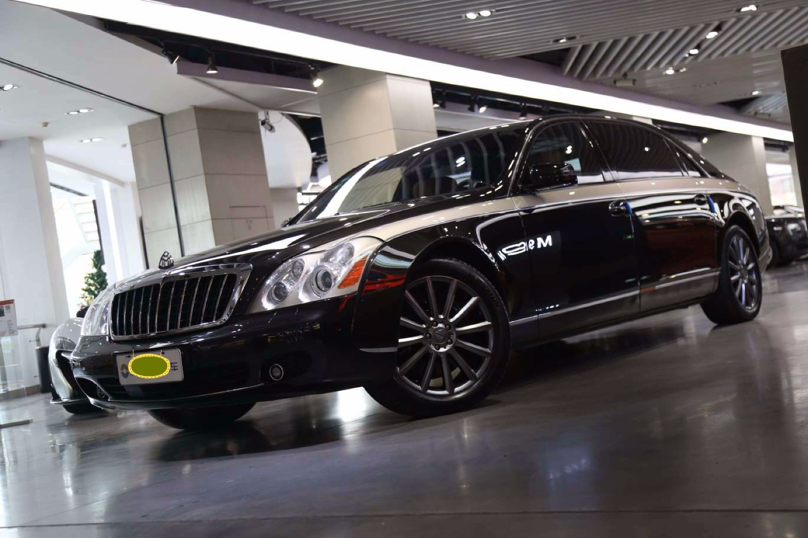 迈巴赫6.0t 62 齐柏林