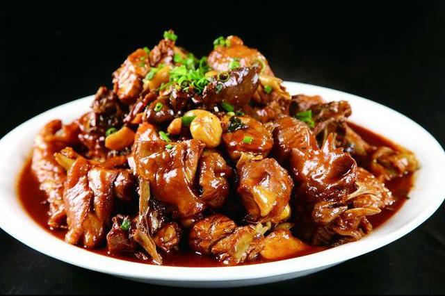 太香了,香菜烧公鸡,手残党都可以做的美味,让你一次爱上它