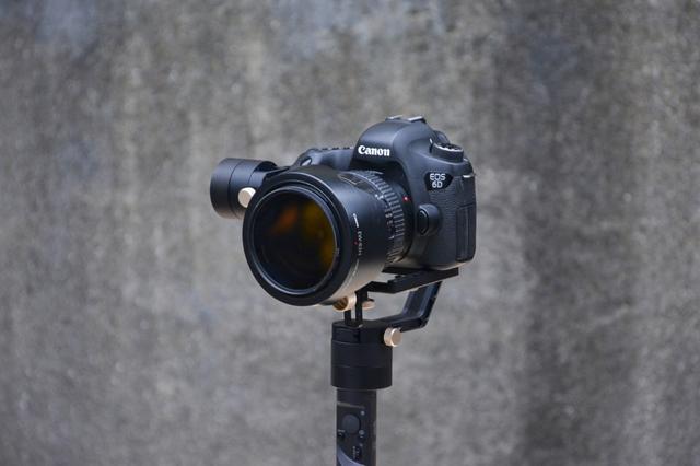 开启上帝视角,单兵摄影师利器——智云云鹤plus专业三轴稳定器