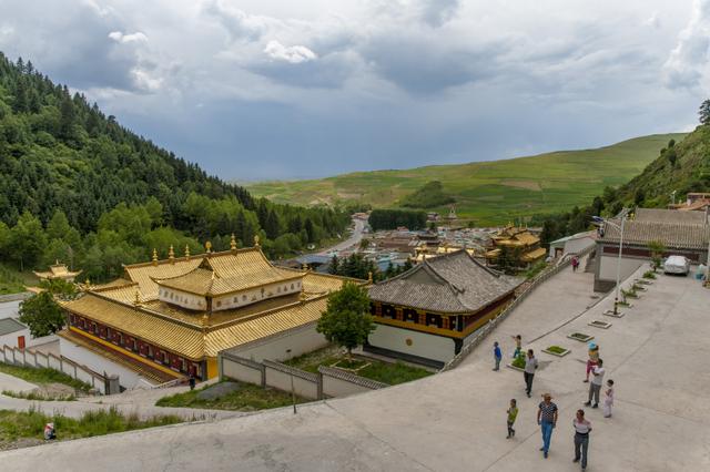 多元素民族艺术 建筑风格的佑宁寺!