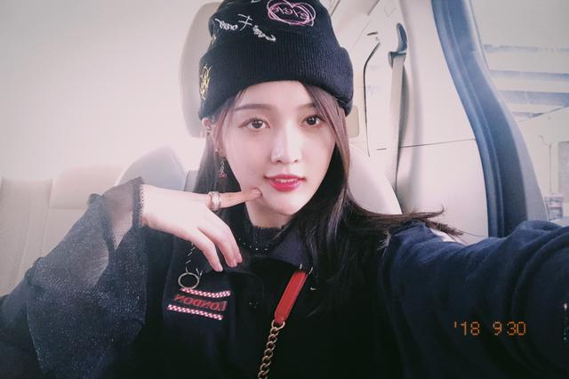 吴宣仪的小甜心路线是不是过时了?网友:不是女