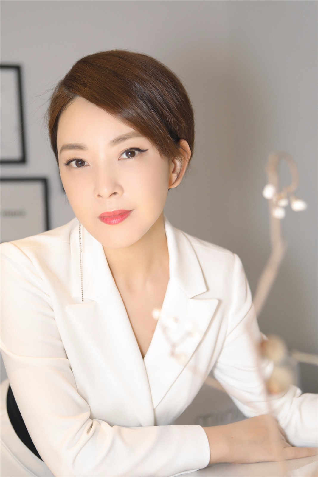 刘威葳精致妆容恬静温暖 美出新高度