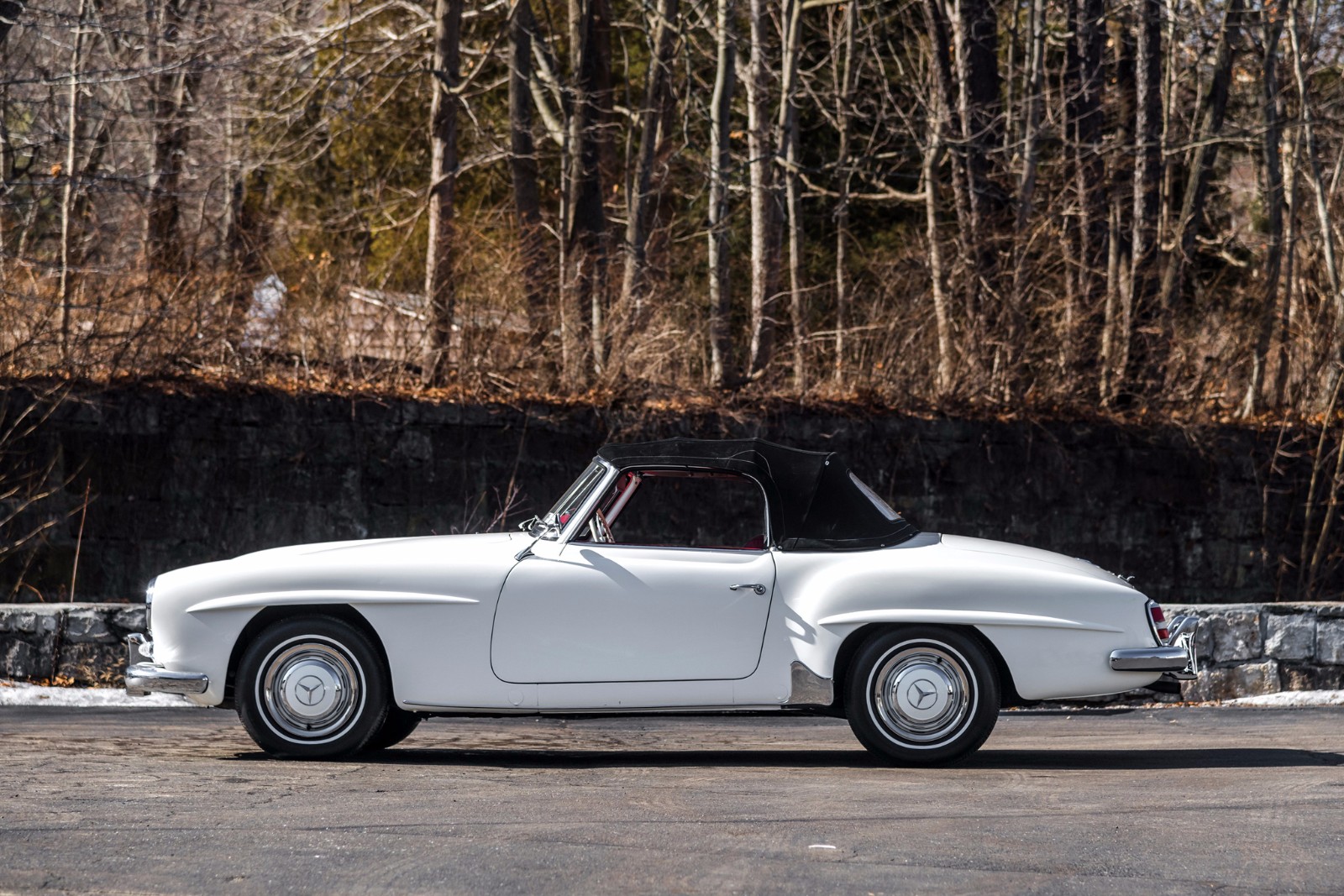 优雅的美国甜心梅赛德斯奔驰190sl