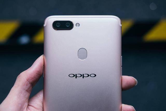 不仅仅是性能和内存,外观方面oppo r11s,vivo x20和huawei nova 2s也