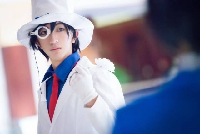 《名侦探柯南》怪盗基德cosplay,帅气的小哥哥
