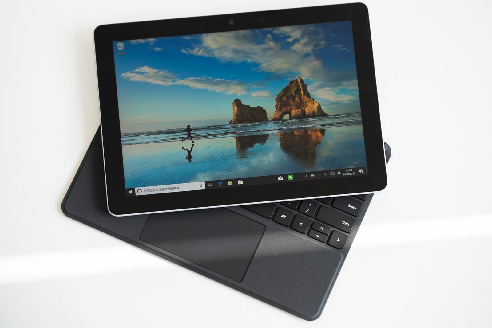 surfacego上手体验迄今为止最轻最薄的surface