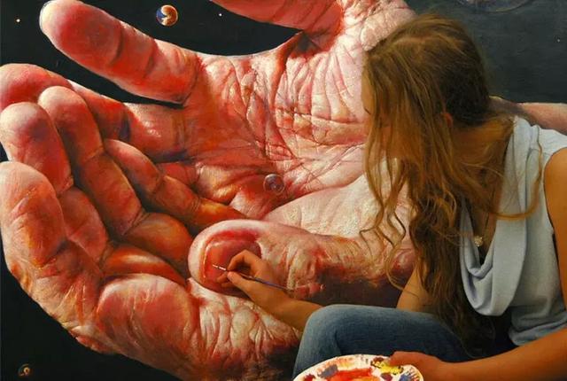 短短四十个小时,创作就完成了,这就是油画《 和平之子 》.