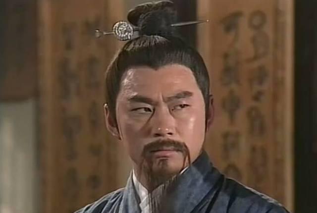 中有三人可以对付古墓派的玉蜂: 两个道士, 一位大侠|神雕侠侣|郭靖