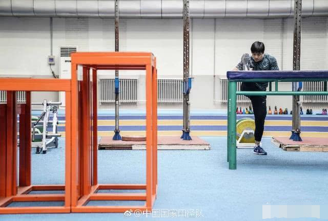 高一百米跑进11秒,什么水平?