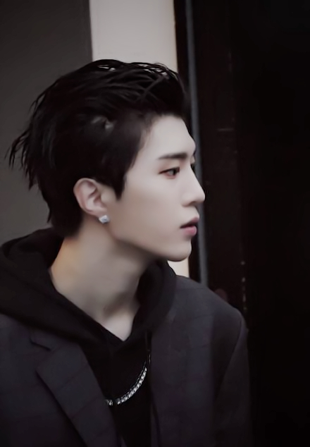 npc的大背头,范丞丞陈立农蔡徐坤,谁最能撩动你的心?