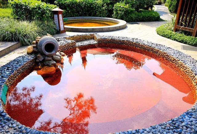 就在今天泰州1280温泉度假村碧桂园中心店可以开泡啦!门票40元