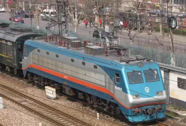 中国"火车头"历史长河的演变!