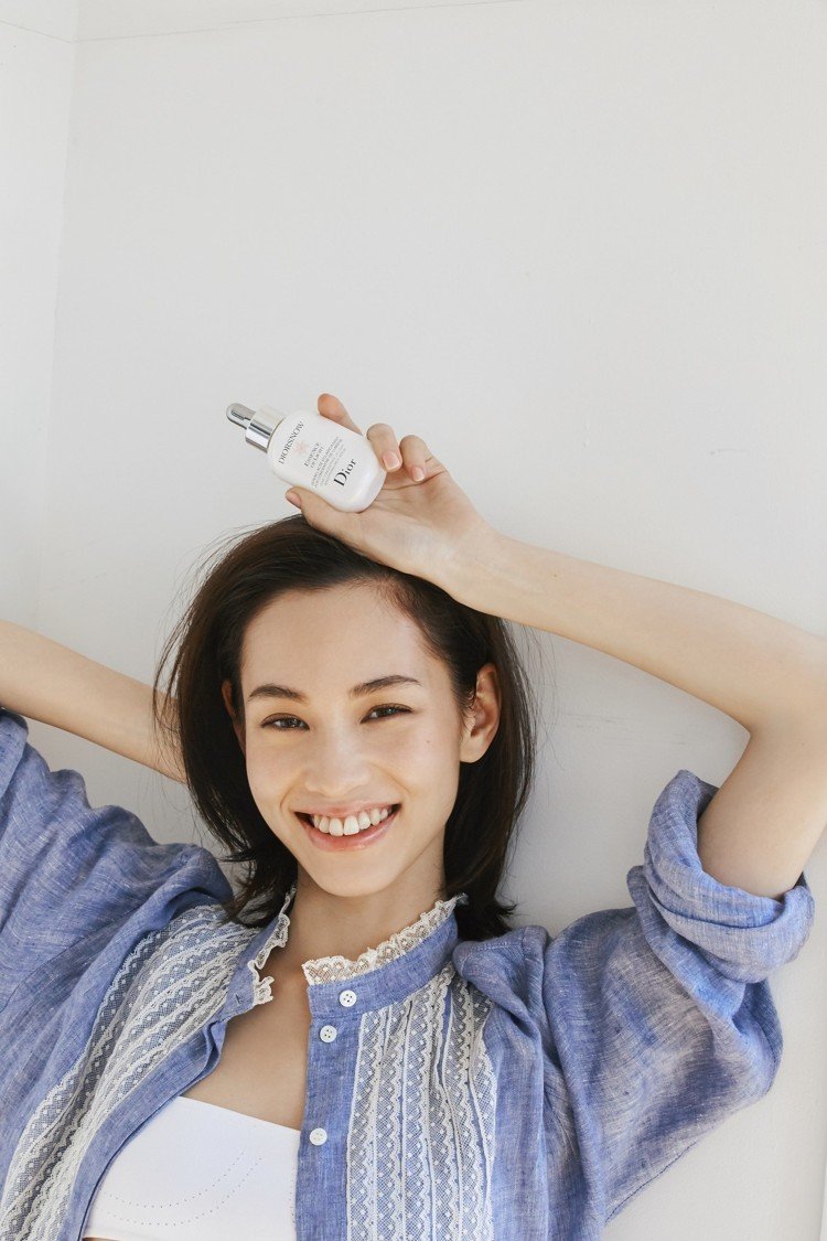 水原希子晨起6连拍超可爱,每张都想设为桌布