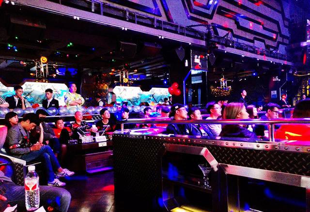 王者荣耀争霸赛 在南宁上上酒吧KO