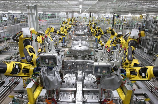 我在北京现代工厂竟没看到几个工人 多数作业都由机器人承包