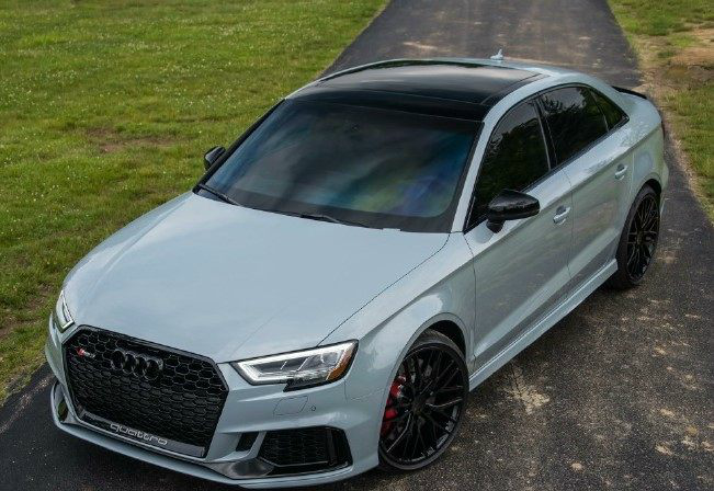 水泥灰的奥迪rs3,一辆极致性能轿跑车