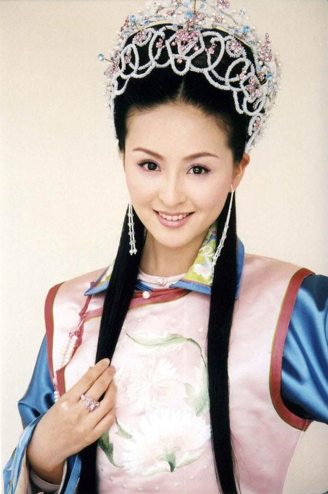 她出道20年零绯闻无黑料被富豪丈夫苦追10年,今36依旧少女