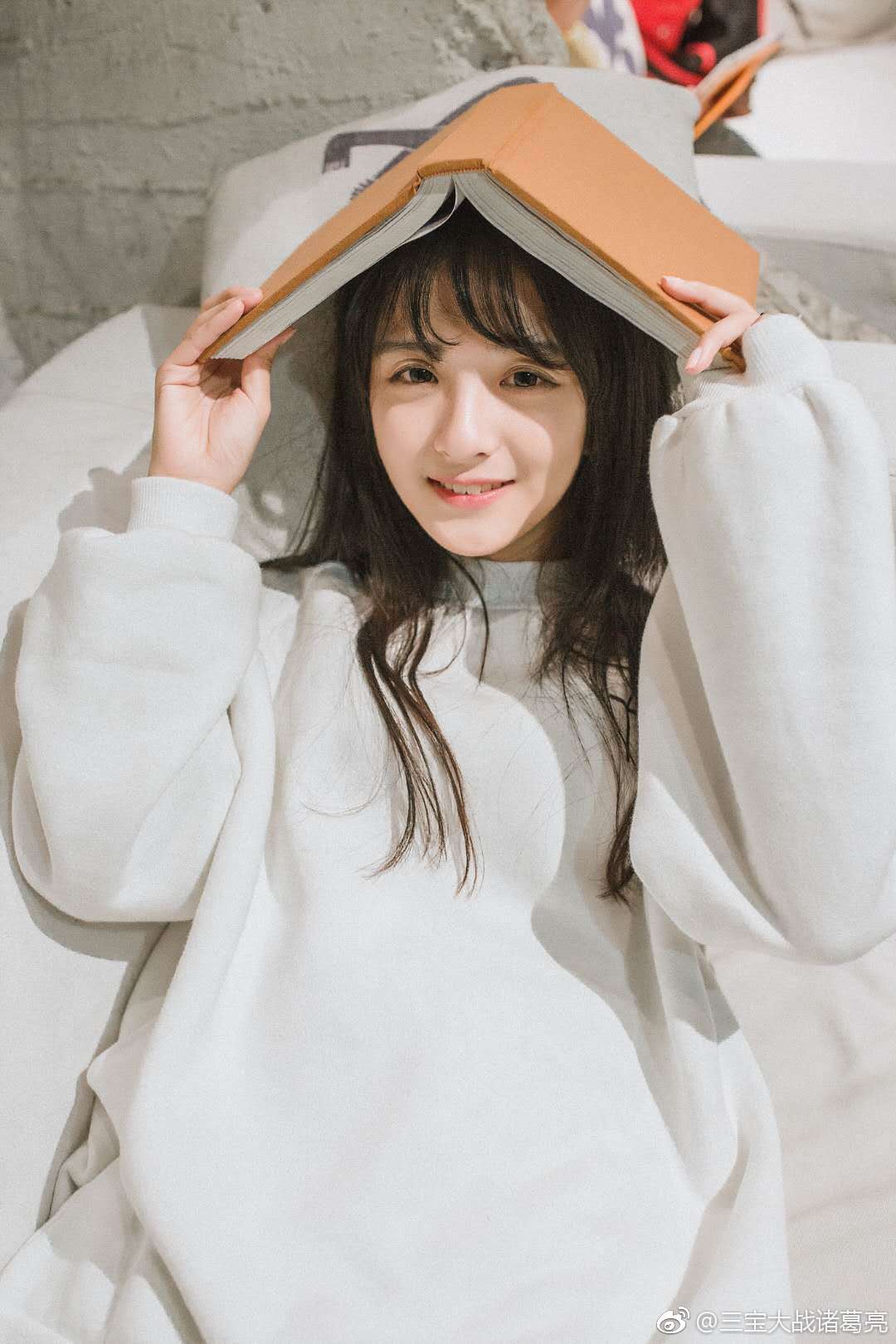 之前一直以为的小优厉嘉琪是个傻白甜女孩