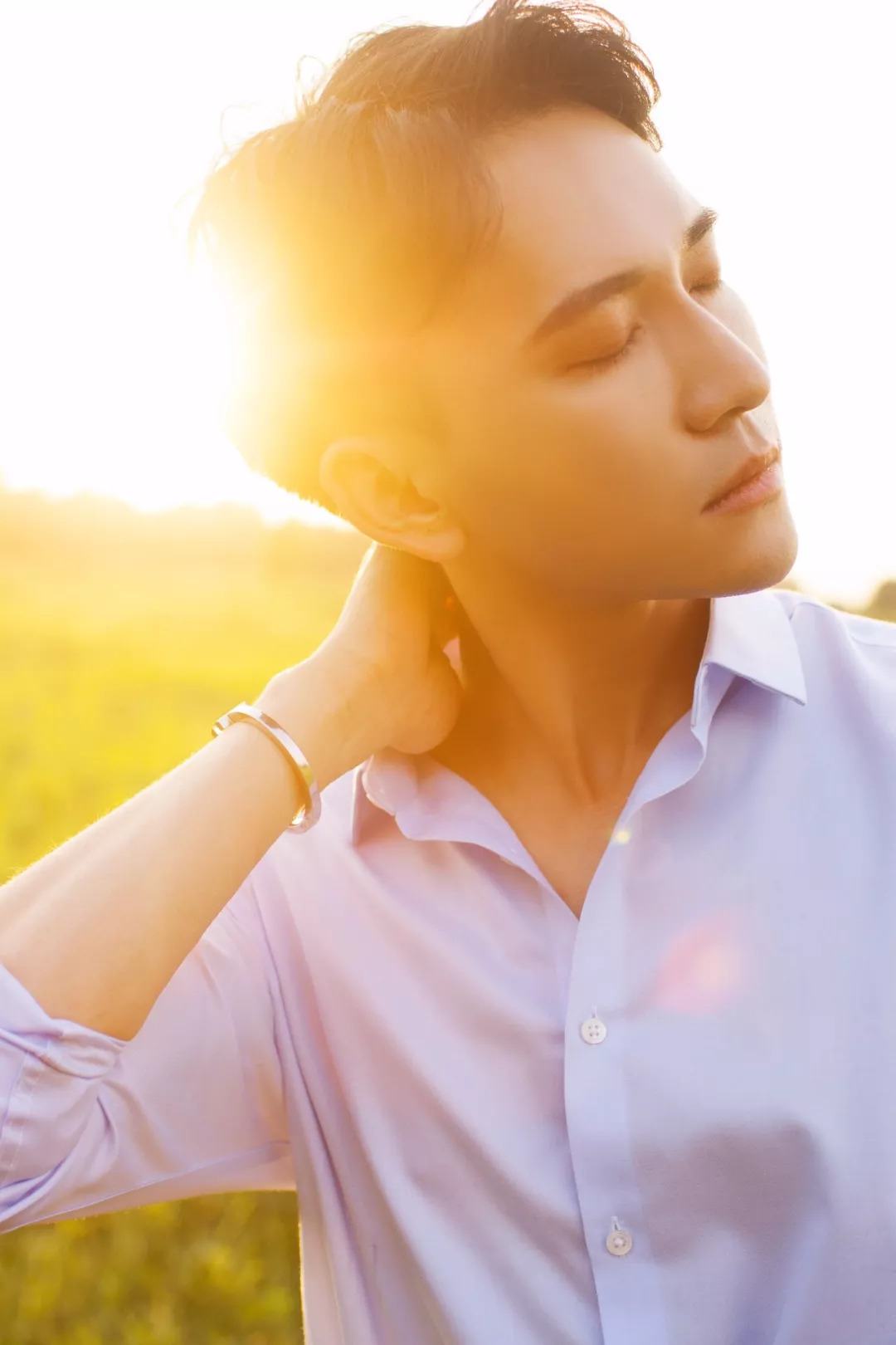 离开破碎的时光,遇见探寻有趣人生的沈肯尼.