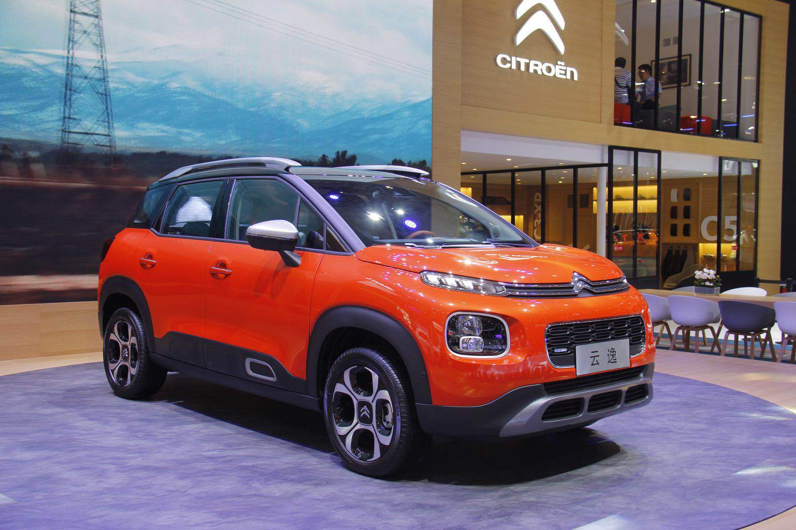 2018成都车展:雪铁龙云逸预售11.58万元起