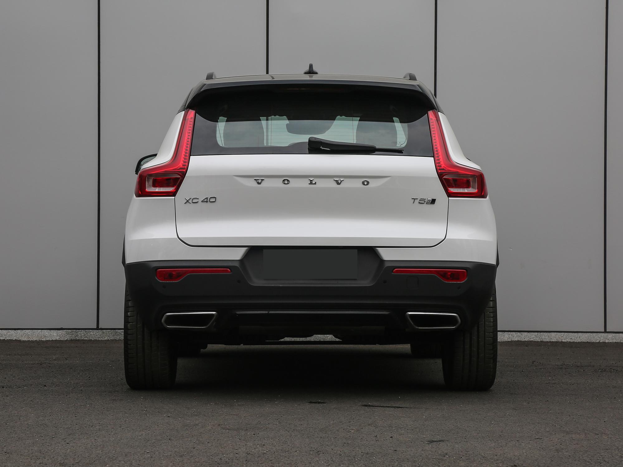 沃尔沃xc40总算来了,外观内饰较为时尚,售价没有惊喜