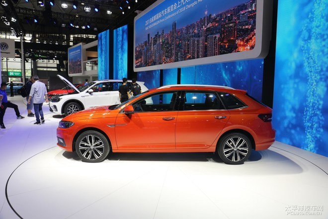 上汽大众朗逸两厢版成都车展上市 售13.39-16.59万元