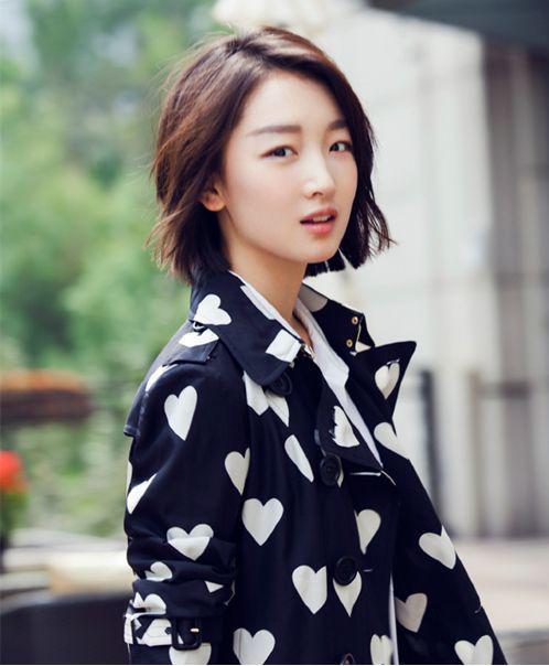 周冬雨的男仔头让大家领略到她前所未有的性感|周冬雨|短发|发型_新浪