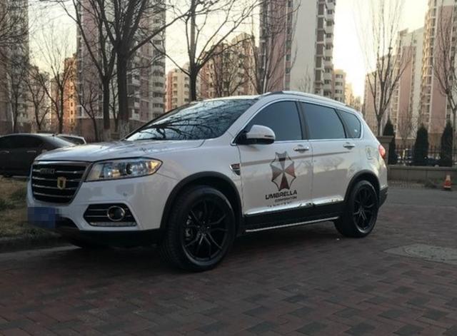 男子花费2000,改装哈弗h6轮毂,可晒出照片朋友忍不住笑了